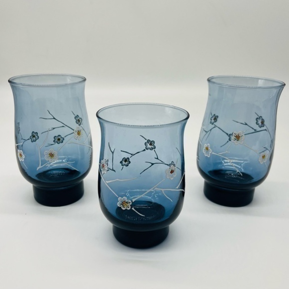 Libbey vintage Blue Glasses with Flowers - Blue Ming Pattern - Cherry Blossoms